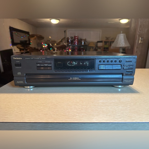 Technics 5 Disc Rotary Carousel CDChanger Player TESTED SL-PD887 *NEW BELTS* - Picture 2 of 10